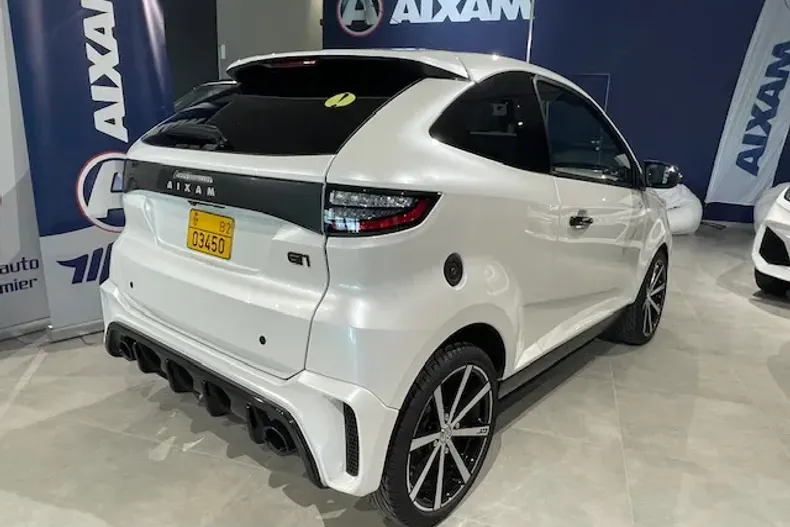 Aixam Coupé din 2020 cu 5.879 km - oferta AIX164844 - foto 6