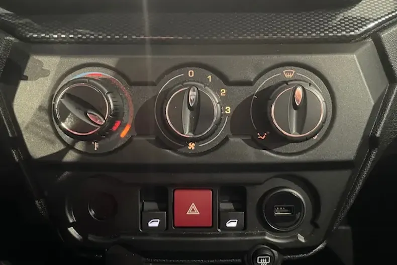 Aixam Coupé din 2020 cu 5.879 km - oferta AIX164844 - foto 16