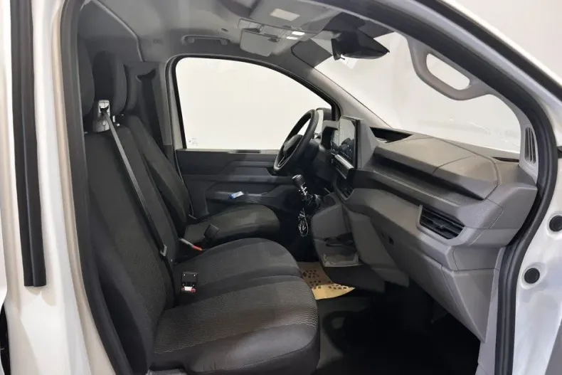 Volkswagen Caravelle din 2025 cu 10 km - oferta VOL164845 - foto 10