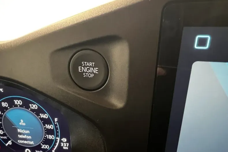 Volkswagen Caravelle din 2025 cu 10 km - oferta VOL164845 - foto 26