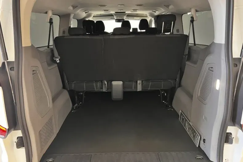 Volkswagen Caravelle din 2025 cu 10 km - oferta VOL164845 - foto 27