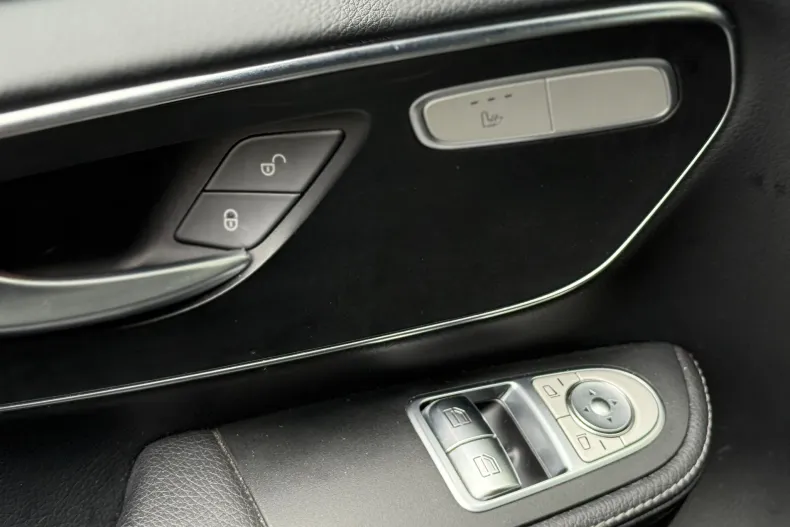 Mercedes-Benz V din 2020 cu 109.800 km - oferta MER164847 - foto 11