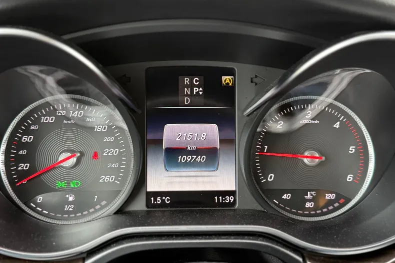 Mercedes-Benz V din 2020 cu 109.800 km - oferta MER164847 - foto 17