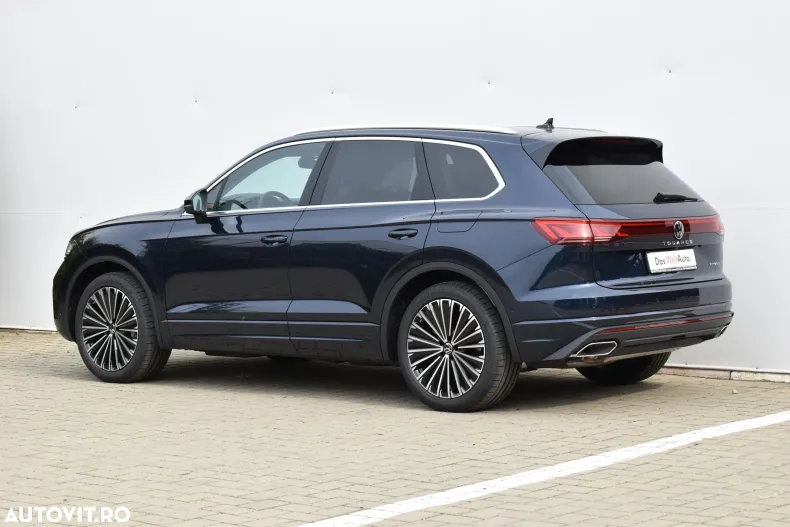 Volkswagen Touareg din 2023 cu 61.171 km - oferta VOL164848 - foto 4