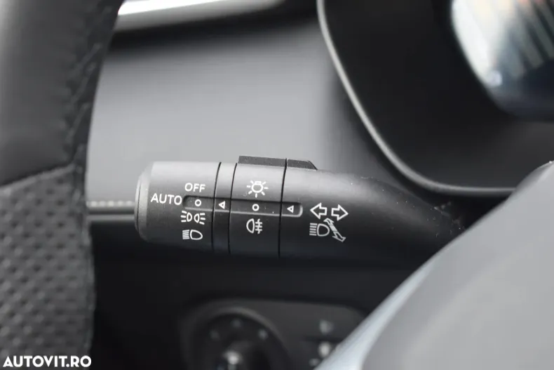 MG ZS HEV din 2025 cu 775 km - oferta MG0164851 - foto 11