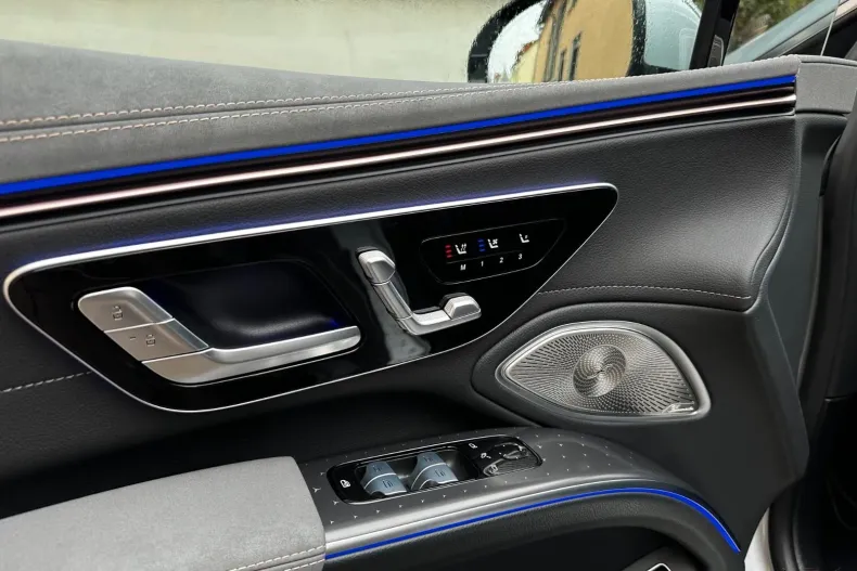 Mercedes-Benz EQS din 2022 cu 18.000 km - oferta MER164858 - foto 19