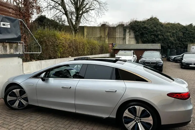 Mercedes-Benz EQS din 2022 cu 18.000 km - oferta MER164858 - foto 37