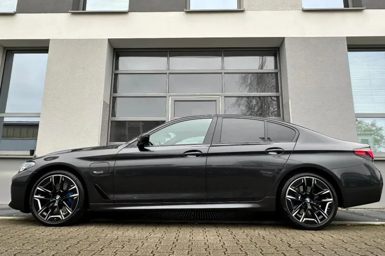 BMW Seria 5 din 2022 cu 120.631 km - oferta BMW164860 - foto 6