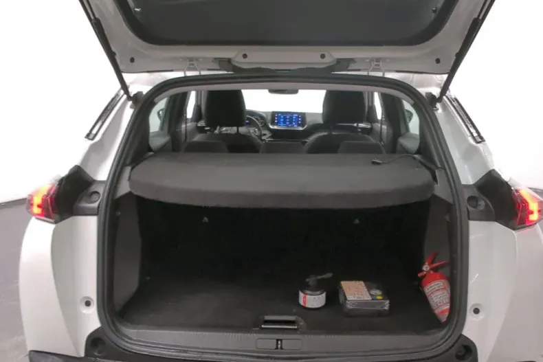 Peugeot 2008 din 2021 cu 54.408 km - oferta PEU164863 - foto 8