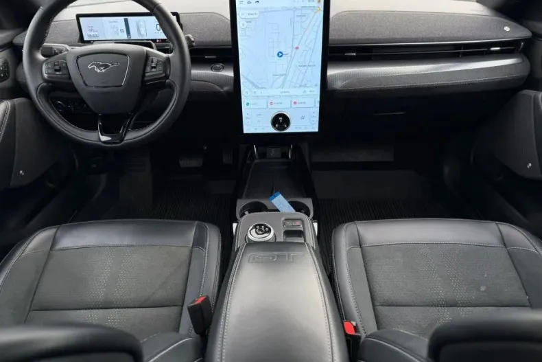 Ford Mustang Mach-E din 2023 cu 41.500 km - oferta FOR164867 - foto 14