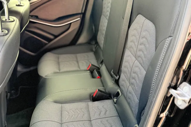 Mercedes-Benz GLA din 2019 cu 102.000 km - oferta MER164874 - foto 13