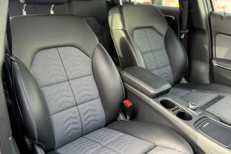 Mercedes-Benz GLA din 2019 cu 102.000 km - oferta MER164874 - foto 19