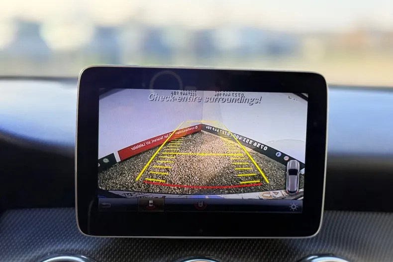 Mercedes-Benz GLA din 2019 cu 102.000 km - oferta MER164874 - foto 23