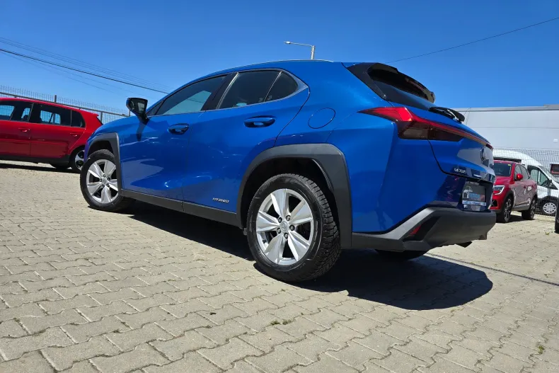 Lexus UX din 2021 cu 169.000 km - oferta LEX164877 - foto 3