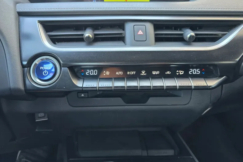 Lexus UX din 2021 cu 169.000 km - oferta LEX164877 - foto 14