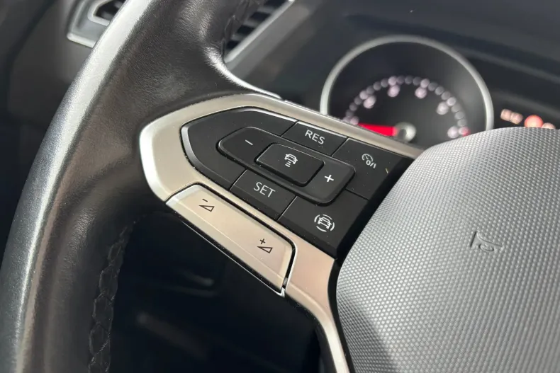 Volkswagen Tiguan din 2021 cu 107.400 km - oferta VOL164881 - foto 21