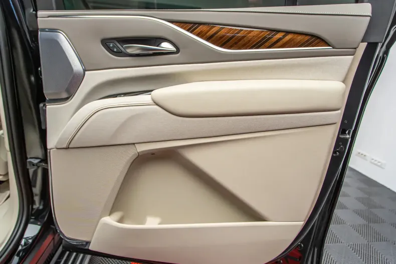 Cadillac Escalade din 2023 cu 55.000 km - oferta CAD164888 - foto 6