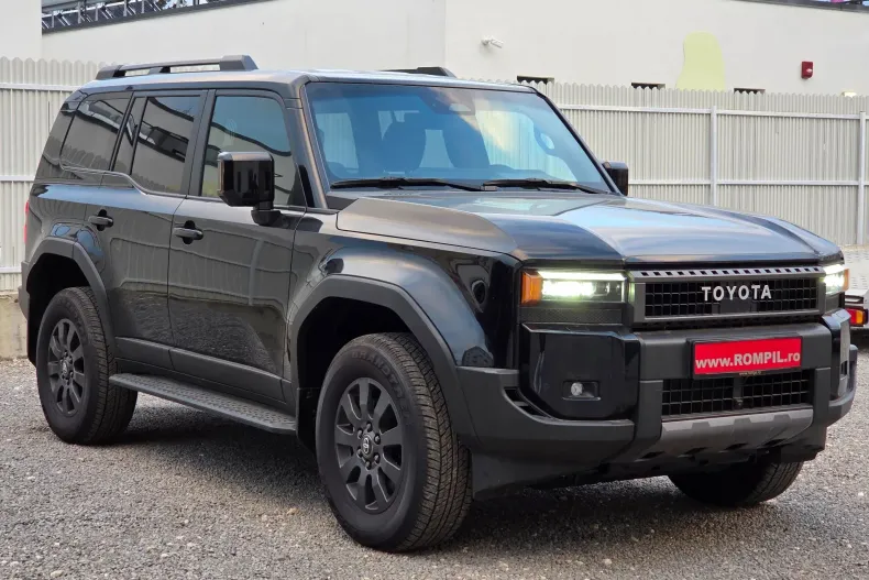 Toyota Land Cruiser 250 din 2024 cu 6.200 km - oferta TOY164891 - foto 1