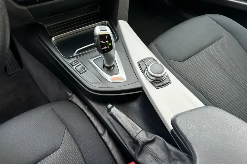 BMW Seria 3 din 2019 cu 146.690 km - oferta BMW164892 - foto 20