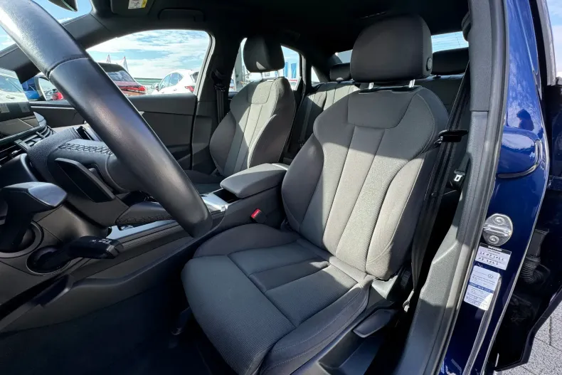 Audi A4 din 2021 cu 111.640 km - oferta AUD164894 - foto 18