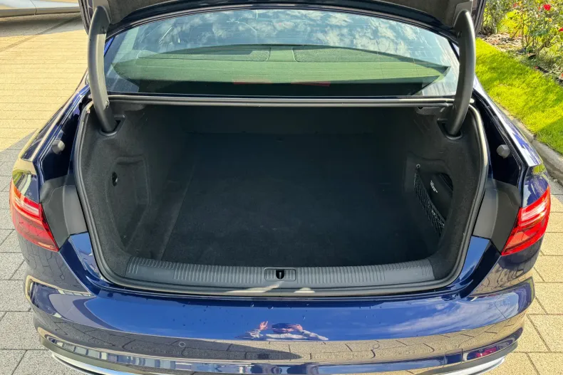 Audi A4 din 2021 cu 111.640 km - oferta AUD164894 - foto 24