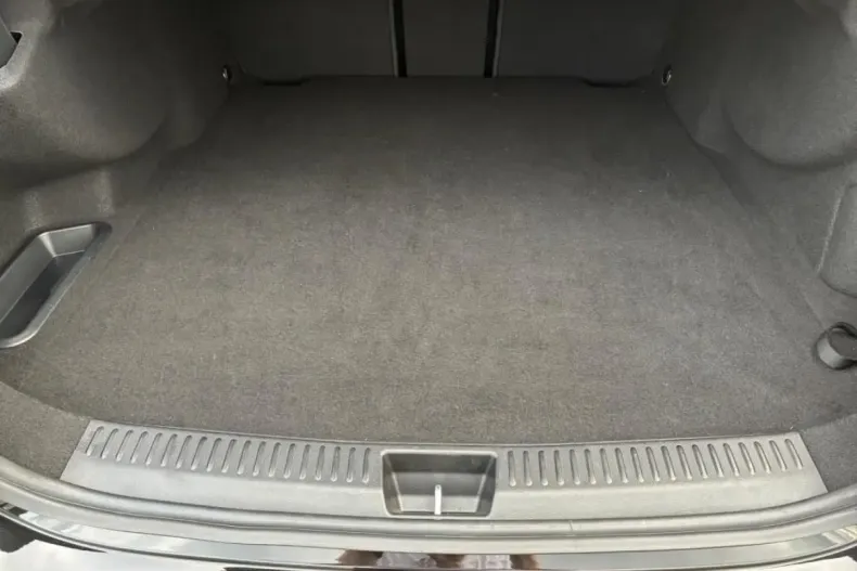 Mercedes-Benz E 400 din 2024 cu 59.979 km - oferta MER164899 - foto 14