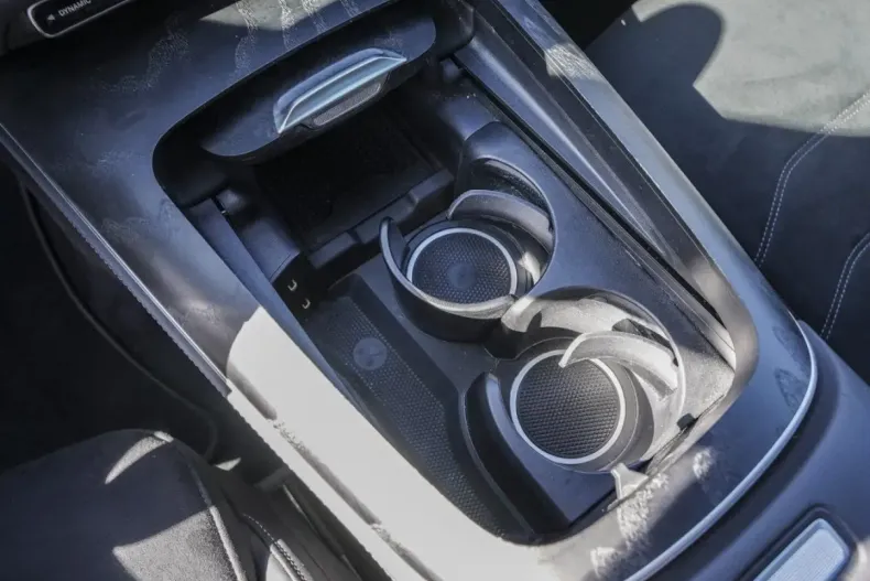 Mercedes-Benz E 300 din 2024 cu 61.598 km - oferta MER164900 - foto 16