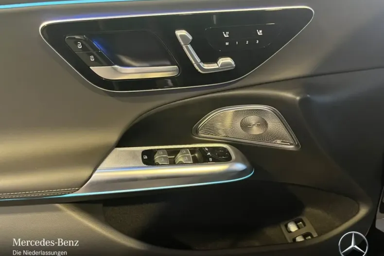 Mercedes-Benz E 300 din 2024 cu 77.595 km - oferta MER164901 - foto 14