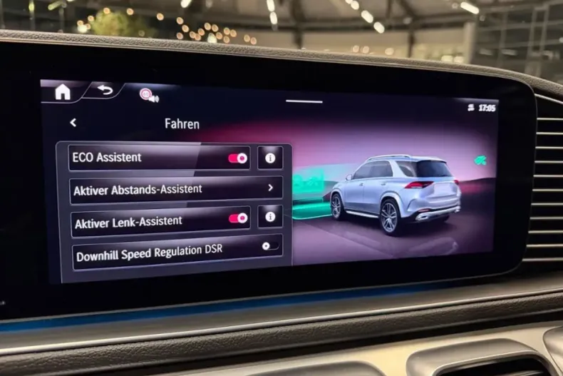 Mercedes-Benz GLE 350 din 2024 cu 8.900 km - oferta MER164912 - foto 11