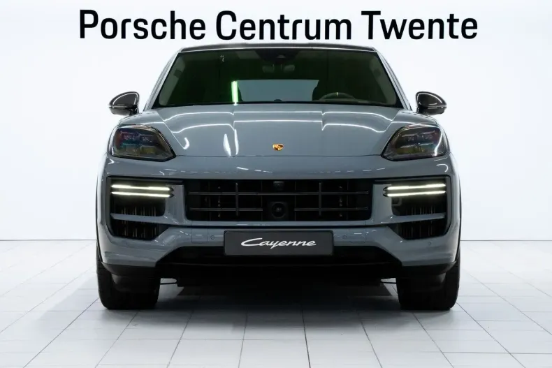 Porsche Cayenne din 2024 cu 32.768 km - oferta POR164915 - foto 8
