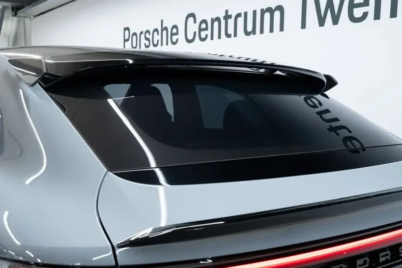 Porsche Cayenne din 2024 cu 32.768 km - oferta POR164915 - foto 20