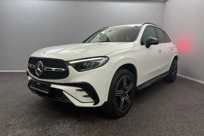 Mercedes-Benz GLC 300 din 2023 cu 64.000 km - oferta MER164925 - foto 1