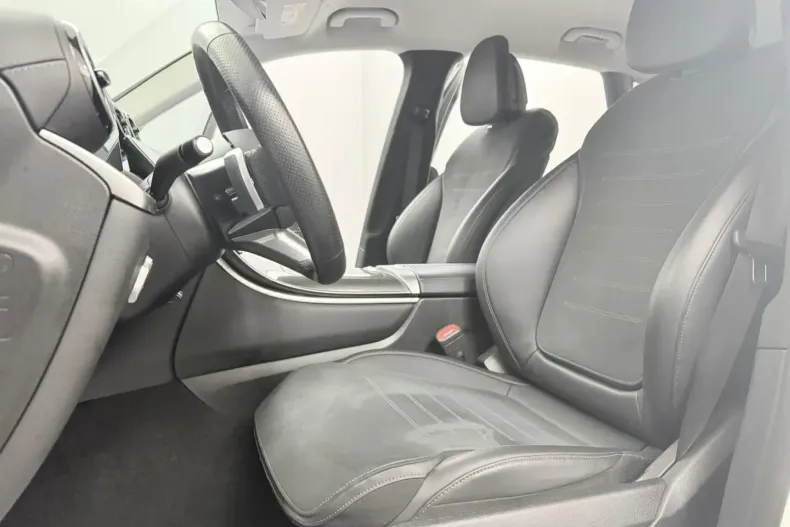 Mercedes-Benz GLC 300 din 2023 cu 64.000 km - oferta MER164925 - foto 14