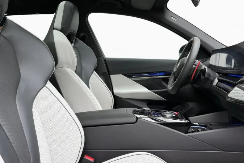 BMW M5 din 2025 cu 17.627 km - oferta BMW164928 - foto 6