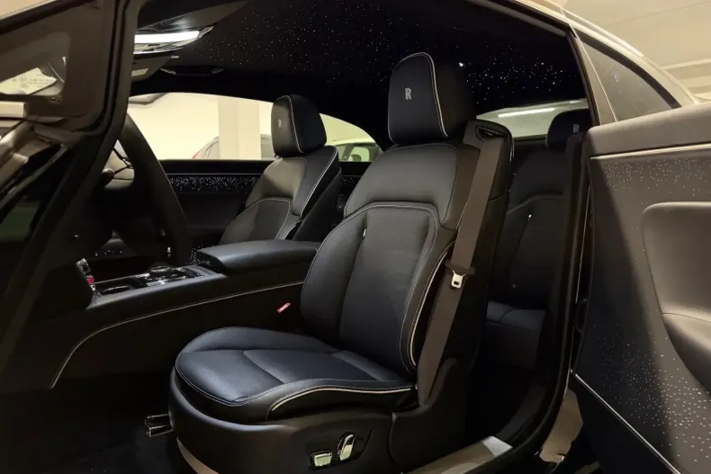 Rolls-Royce Spectre din 2024 cu 3.500 km - oferta ROL164932 - foto 13