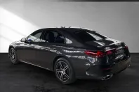 Mercedes-Benz E 400 din 2024 cu 11.740 km - oferta MER164935 - foto 4