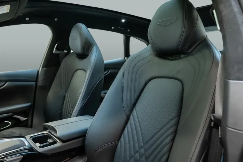 Aston Martin DBX din 2024 cu 19.900 km - oferta AST164939 - foto 12