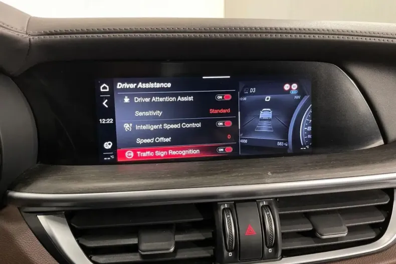 Alfa Romeo Stelvio din 2021 cu 118.101 km - oferta ALF164940 - foto 19