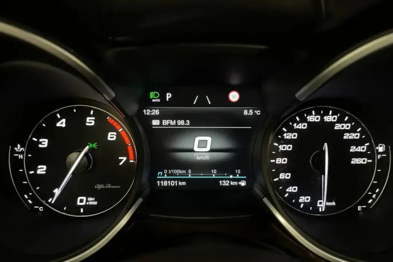 Alfa Romeo Stelvio din 2021 cu 118.101 km - oferta ALF164940 - foto 34