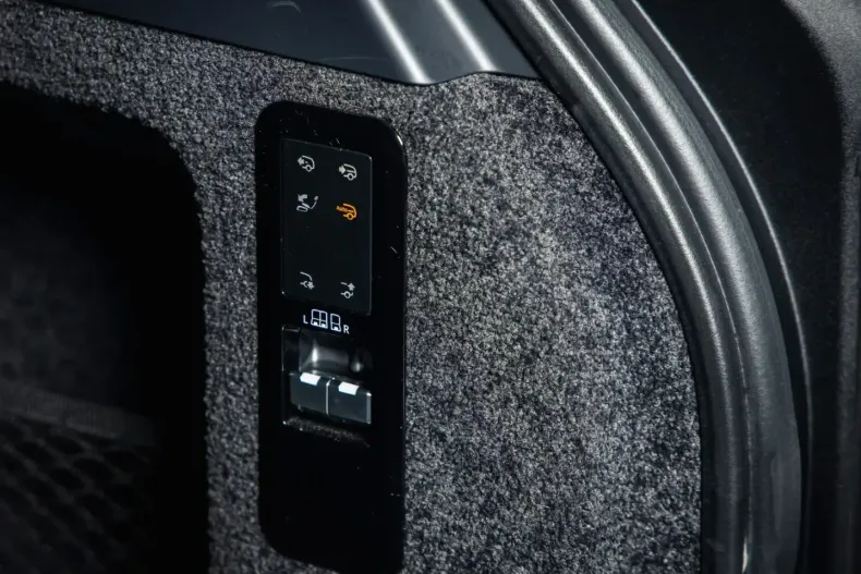 Land Rover Range Rover din 2023 cu 19.000 km - oferta LAN164942 - foto 8