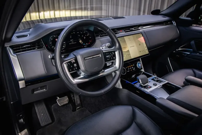 Land Rover Range Rover din 2023 cu 19.000 km - oferta LAN164942 - foto 11