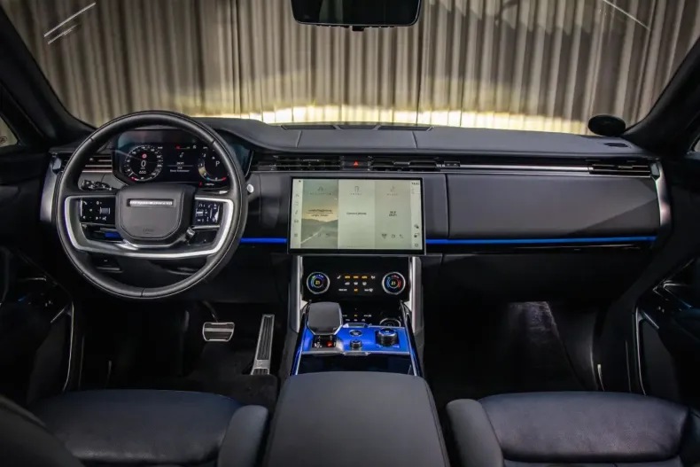 Land Rover Range Rover din 2023 cu 19.000 km - oferta LAN164942 - foto 12