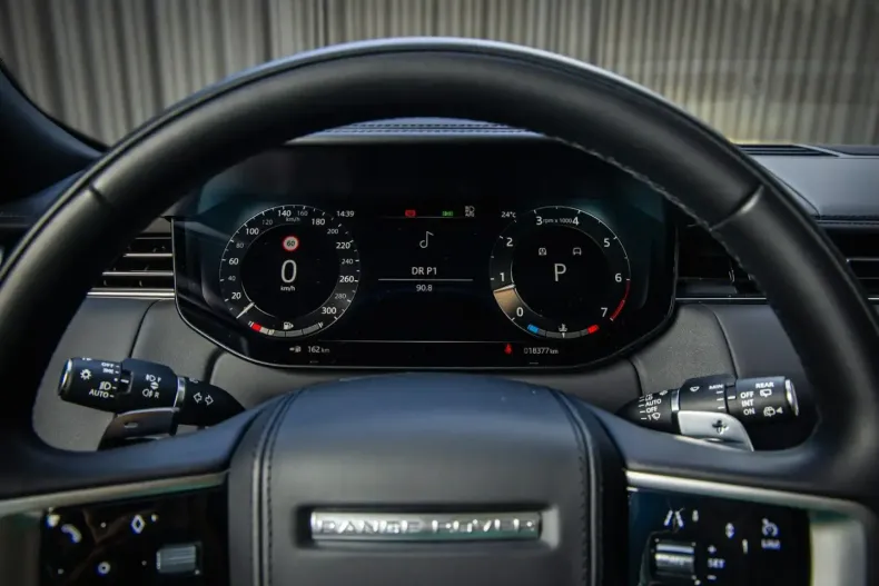 Land Rover Range Rover din 2023 cu 19.000 km - oferta LAN164942 - foto 17