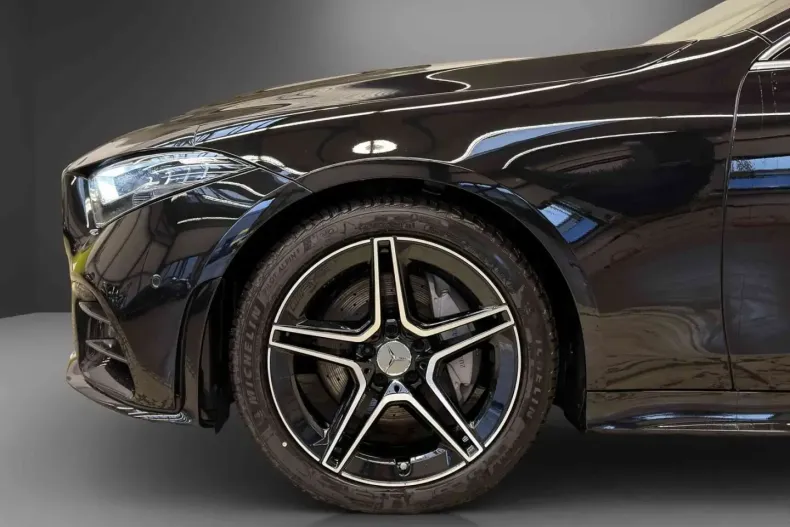 Mercedes-Benz CLS 220 din 2023 cu 51.999 km - oferta MER164943 - foto 5