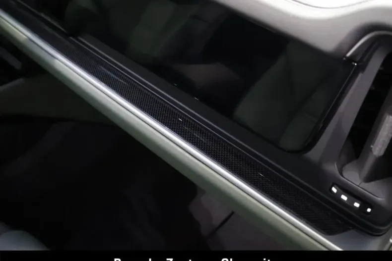 Porsche Cayenne din 2025 cu 13.800 km - oferta POR164948 - foto 31