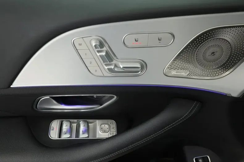 Mercedes-Benz GLE 300 din 2024 cu 22.281 km - oferta MER164949 - foto 20