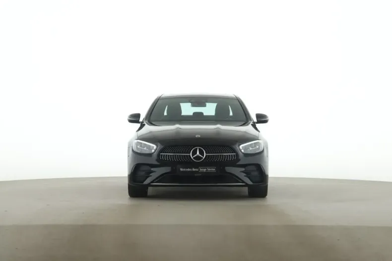 Mercedes-Benz E 300 din 2021 cu 92.700 km - oferta MER164950 - foto 1