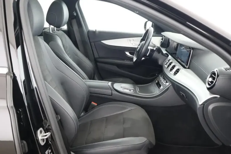 Mercedes-Benz E 300 din 2021 cu 92.700 km - oferta MER164950 - foto 8