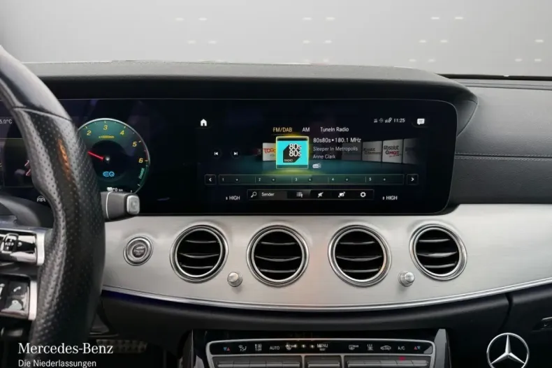 Mercedes-Benz E 300 din 2020 cu 95.668 km - oferta MER164951 - foto 13