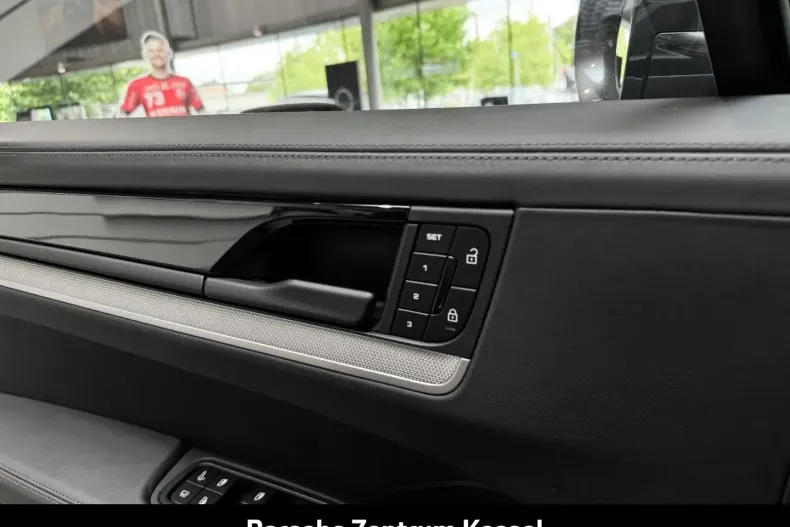 Porsche Cayenne din 2024 cu 20.900 km - oferta POR164952 - foto 32